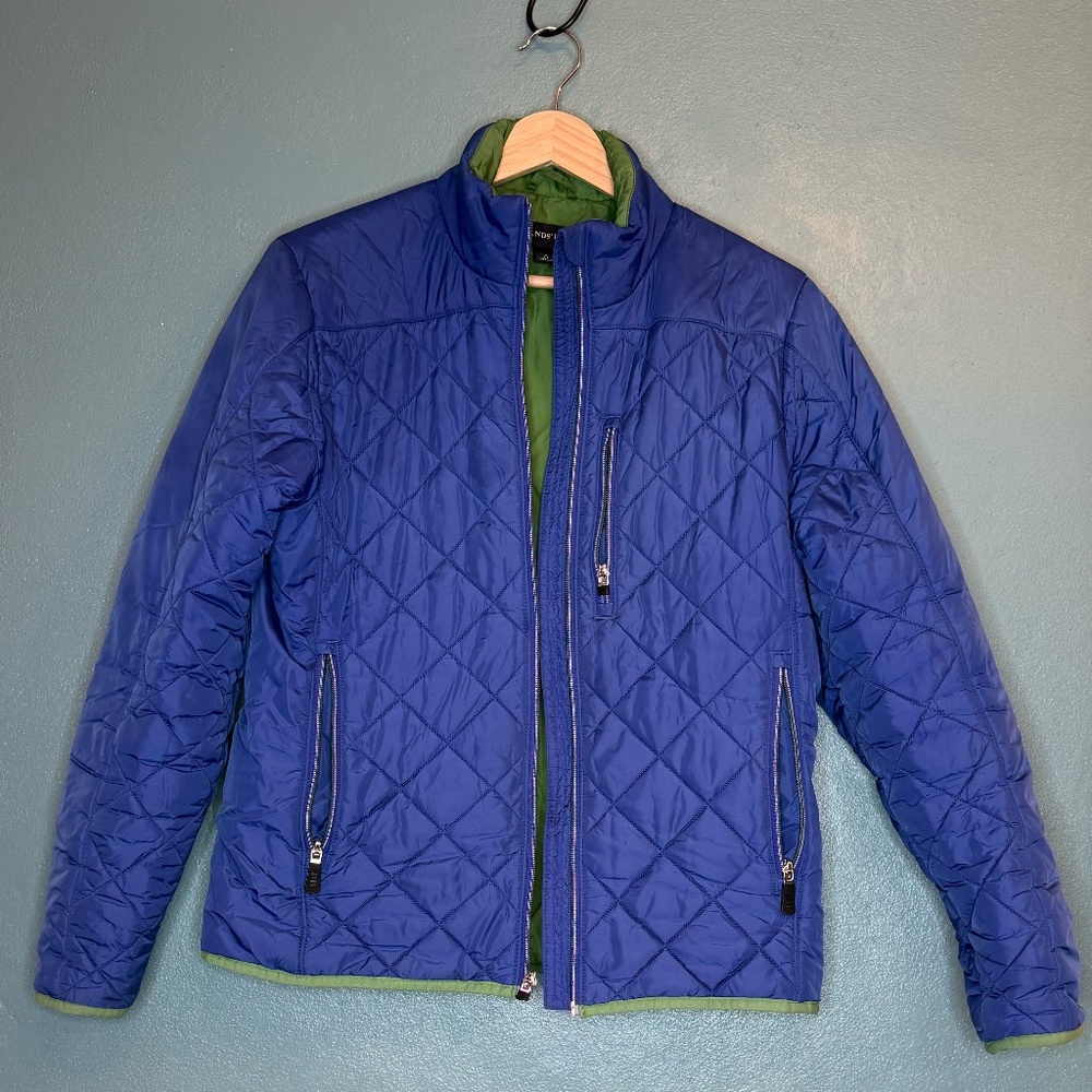 Lands End Primaloft Woman’s Small Jacket  Lots of Pockets Lightweight Warm